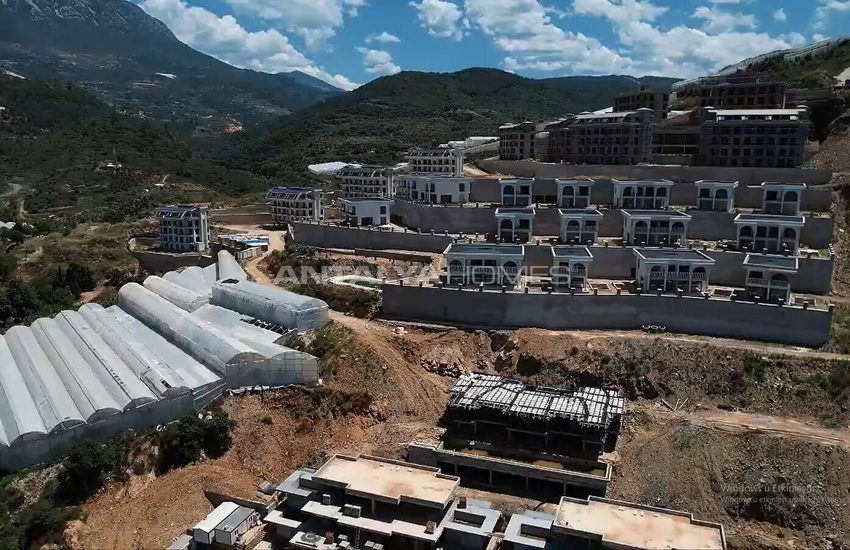 Detached and Semi-detached Luxe Villas in Kargicak Alanya 18