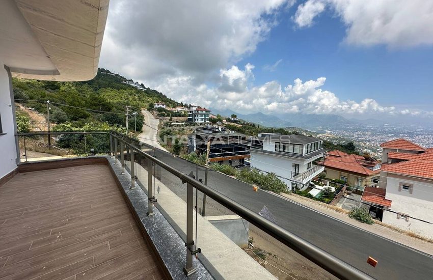 Elite Villas with Private Swimming Pools in Bektas Alanya 42