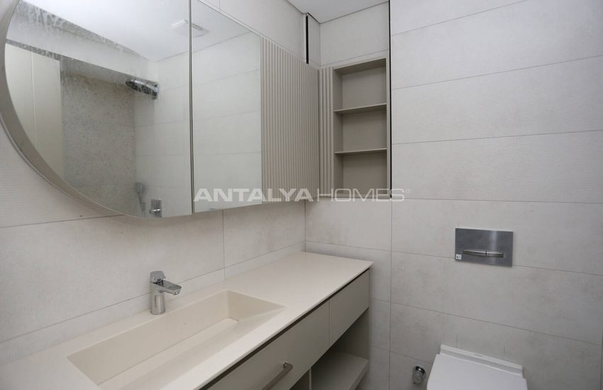 Chic Apartments in a Complex with Garage in Antalya Konyaalti 36