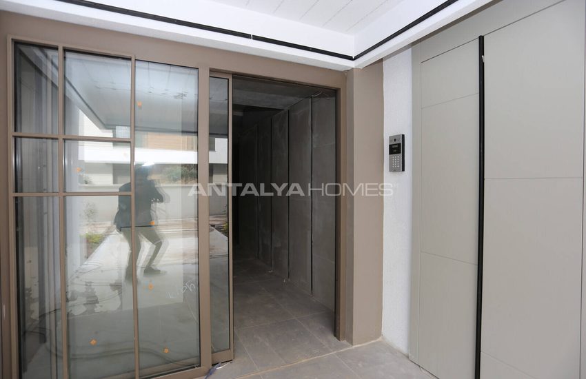 Chic Apartments in a Complex with Garage in Antalya Konyaalti 24