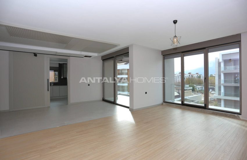 Chic Apartments in a Complex with Garage in Antalya Konyaalti 29