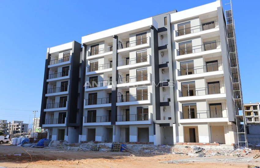 Apartments with Underfloor Heating in a Complex in Antalya 32