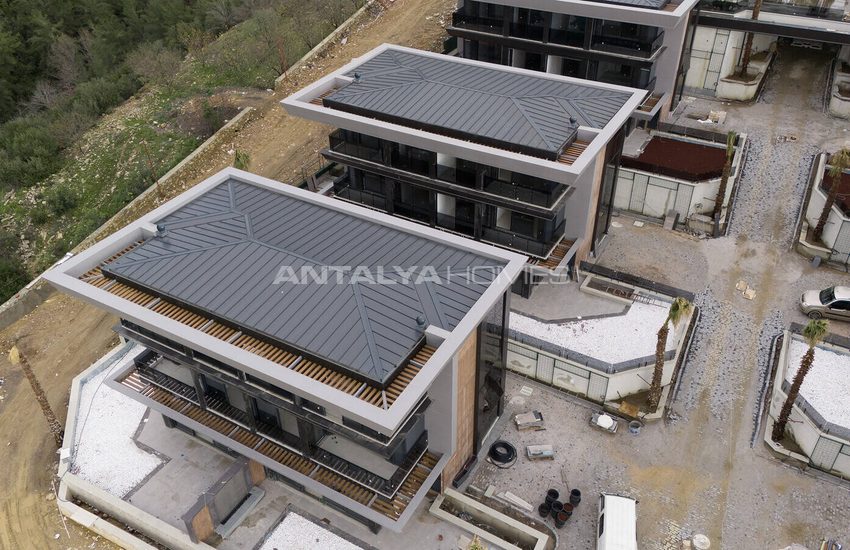 New Triplex Houses with Private Pool in Alanya 15
