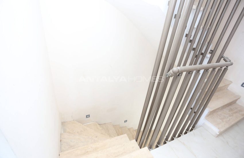 Villas Mitoyennes Avec Ascenseur À Antalya Dosemealti 56