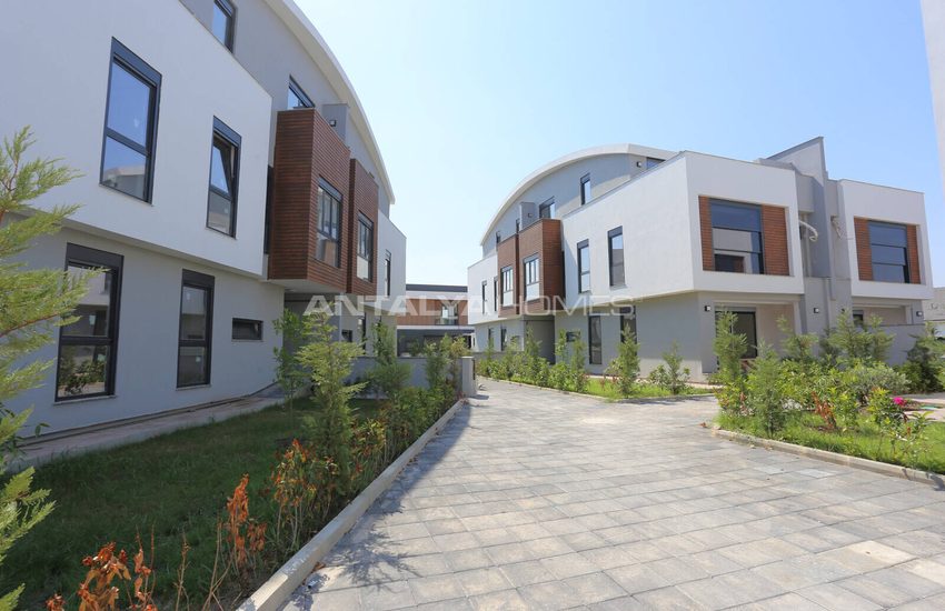 Villas Mitoyennes Avec Ascenseur À Antalya Dosemealti 19
