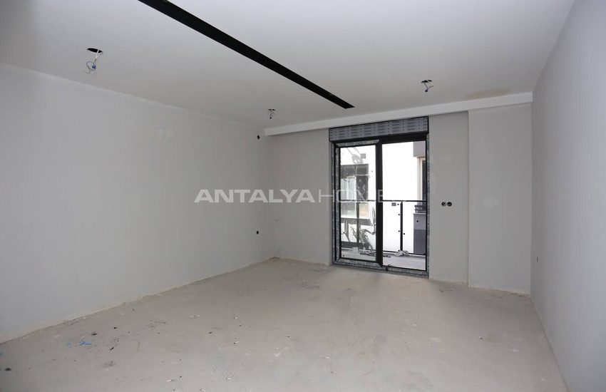 Muratpaşa'da Kapalı Otoparklı Projede Geniş ve Ferah Daireler 12