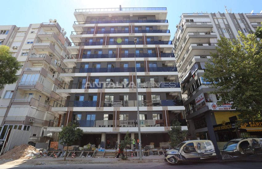 Muratpaşa'da Kapalı Otoparklı Projede Geniş ve Ferah Daireler 6