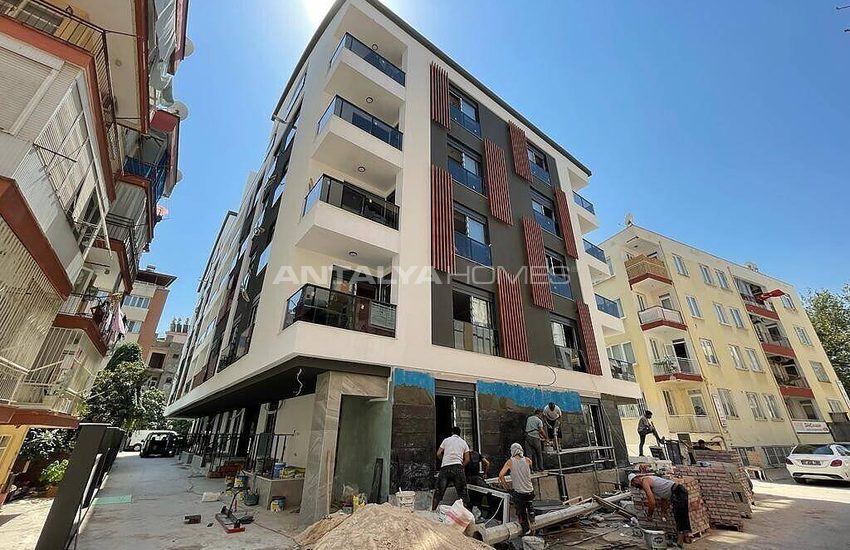 Flat in a Project with Indoor Parking in Antalya Muratpasa 4