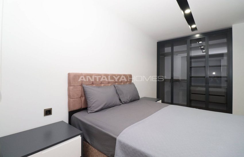 Antalya Kepez'de Havalimanına Yakın Sitede Satılık Daireler 21