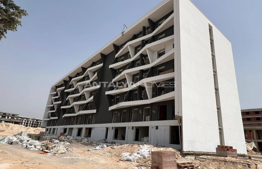 Antalya Kepez'de Havalimanına Yakın Sitede Satılık Daireler 16