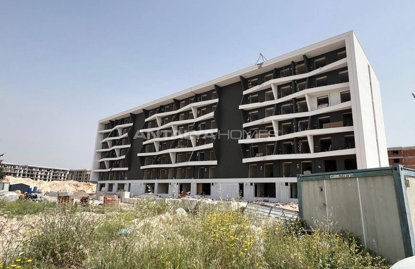 Antalya Kepez'de Havalimanına Yakın Sitede Satılık Daireler 18
