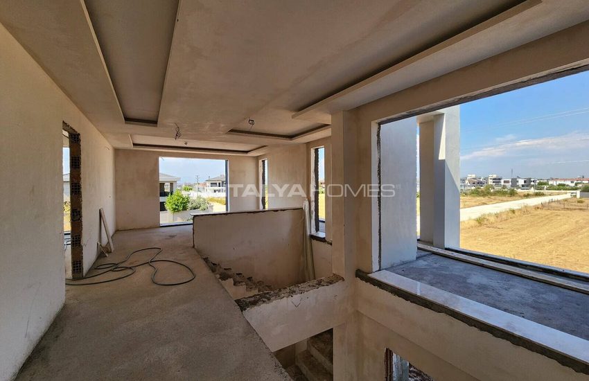 Propriété Avec 5 Chambres Et Piscine À Antalya Dosemealti 24