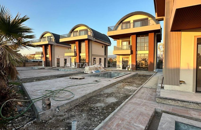 Alanya Payallar'da Denize 350 M Mesafede Şık Müstakil Villalar 18