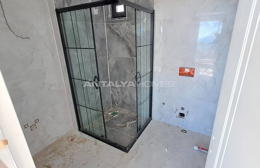 Sea View Property with Private Pool and Garden in Alanya 57