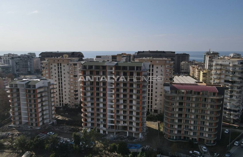 Alanya Mahmutlar'da Zengin Olanaklar Sunan Sitede Daireler 24