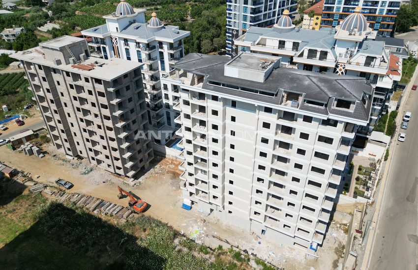 Properties in a Complex with Pool in Alanya Mahmutlar 21