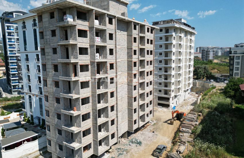 Properties in a Complex with Pool in Alanya Mahmutlar 22