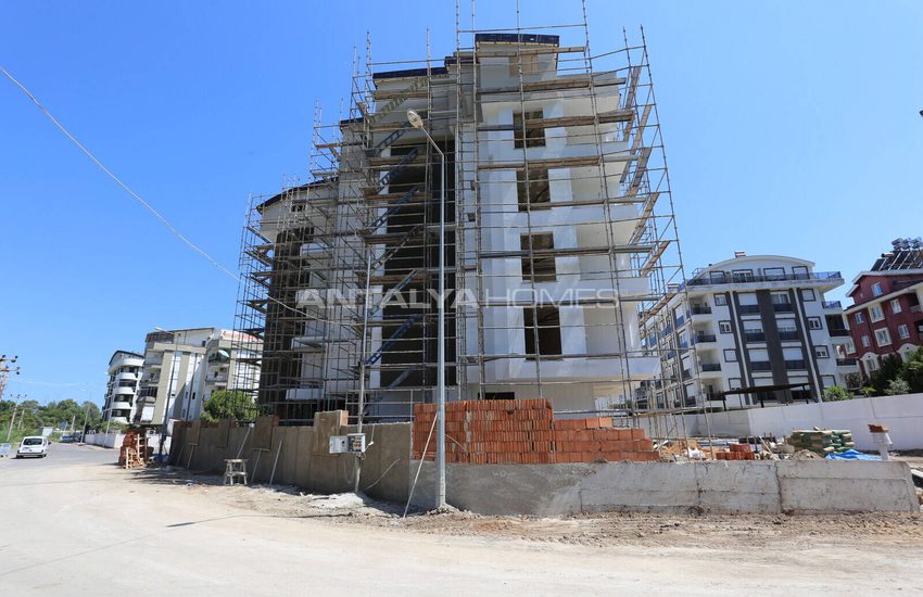 Mountain-view Flats in a Complex with Pool in Konyaalti Antalya 36
