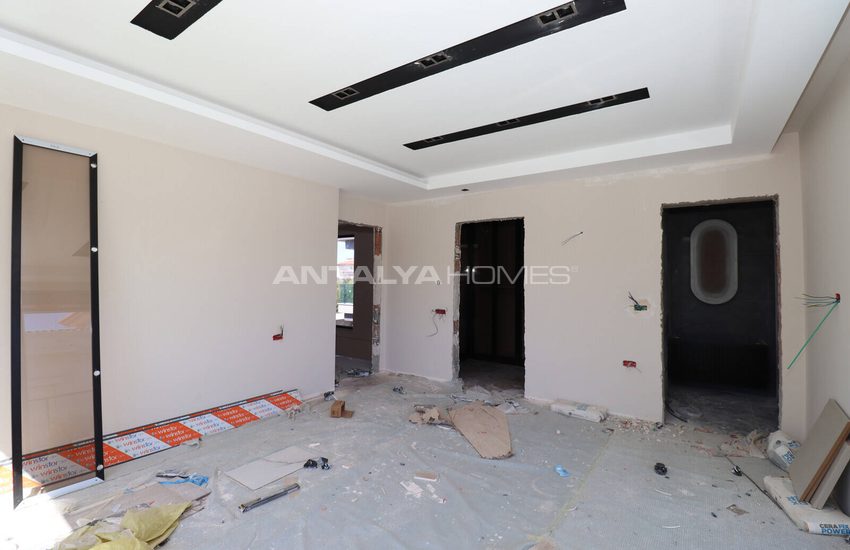 Fristående Hus Med 4 Sovrum Och Pool I Antalya Dosemealti 36