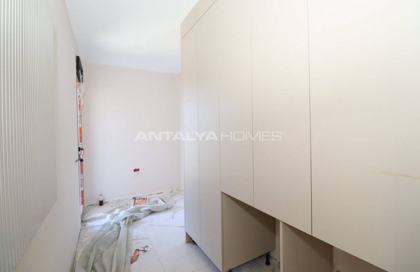 Fristående Hus Med 4 Sovrum Och Pool I Antalya Dosemealti 43