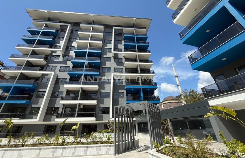 Apartments with Rich Amenities Near the Beach in Alanya 26