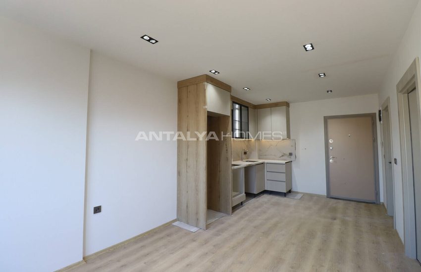 Antalya Kepez'de Havuzlu Site İçinde Daireler 16