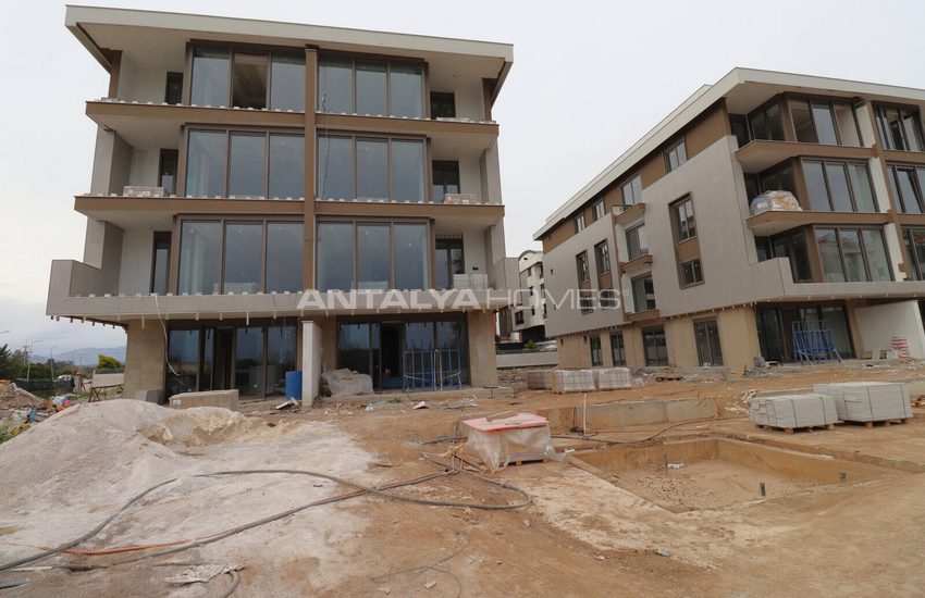 Mountain View Apartments with Communal Pool in Antalya Konyaalti 18