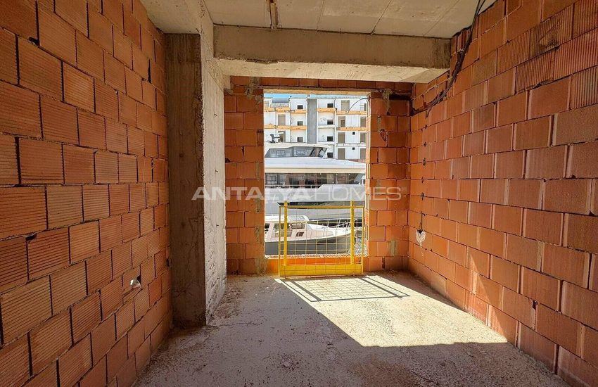 Lägenheter Med Bergsutsikt, Pool Och Parkering I Konyaaltı 13