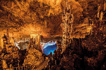 Aynaligol Cave