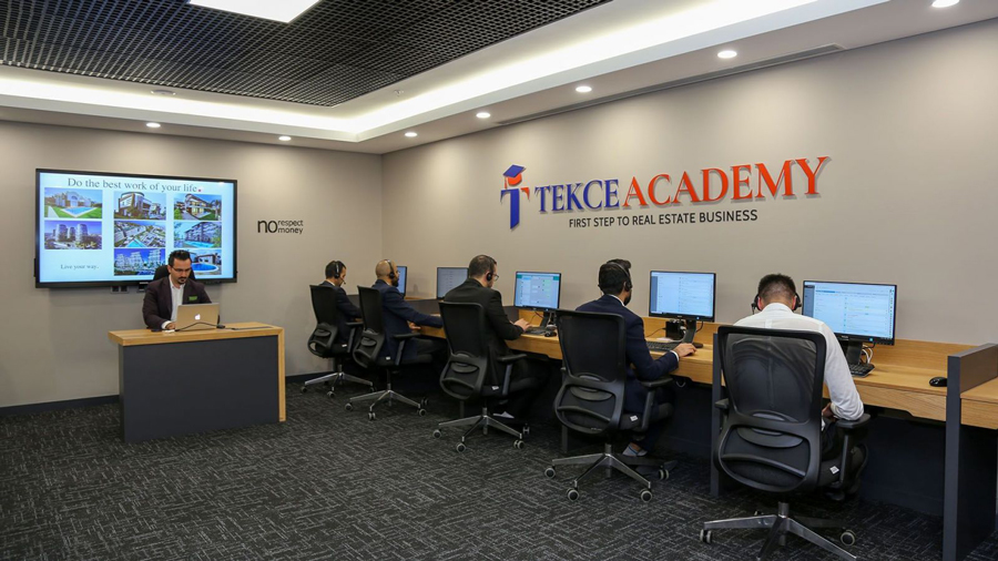 Академия Текче Академия Текче